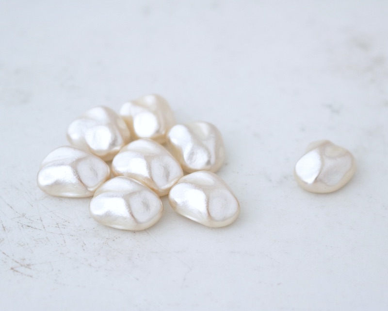 Glass Pearl Cabochon