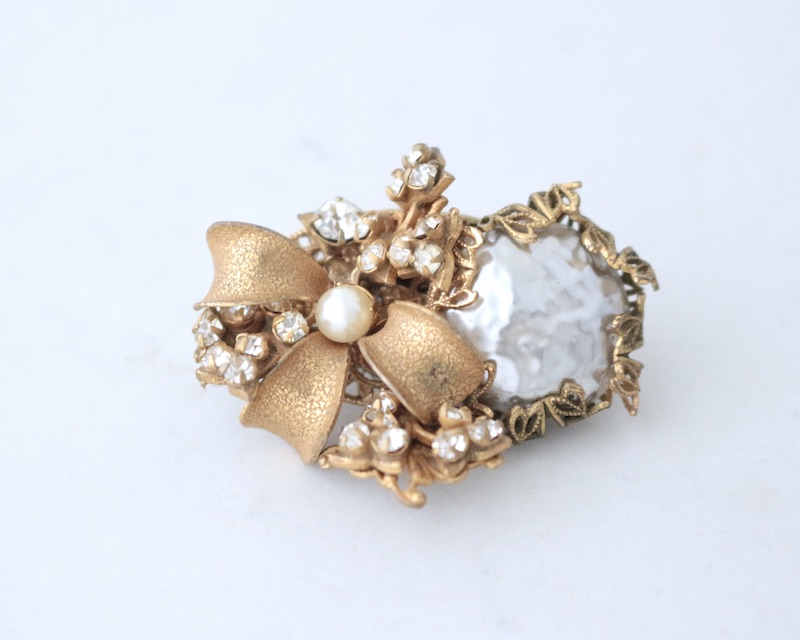 Baroque Pearl Brooch - 画像 (7)