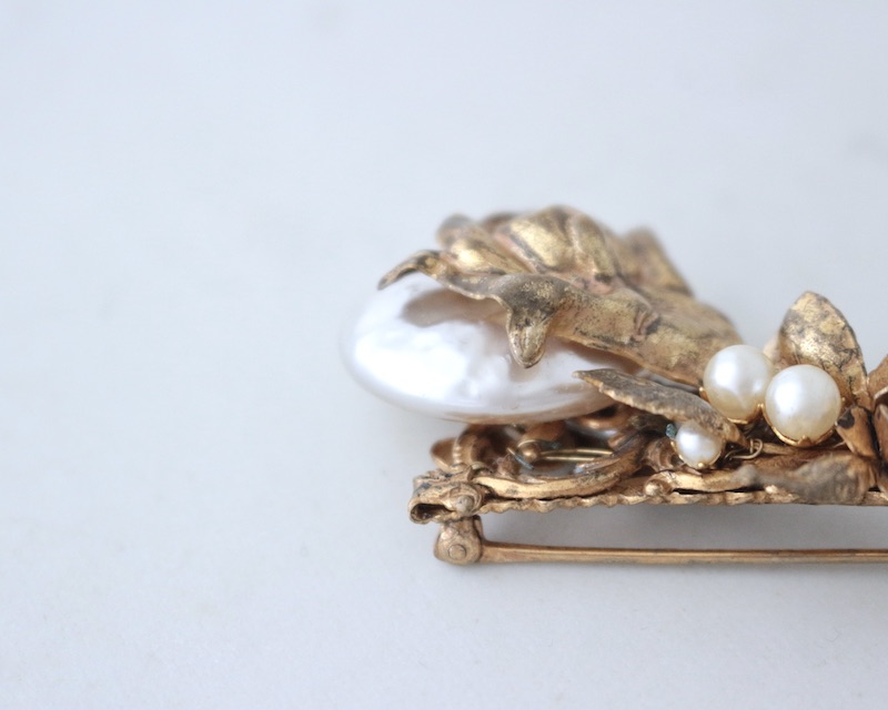 Baroque Pearl Brooch - 画像 (3)