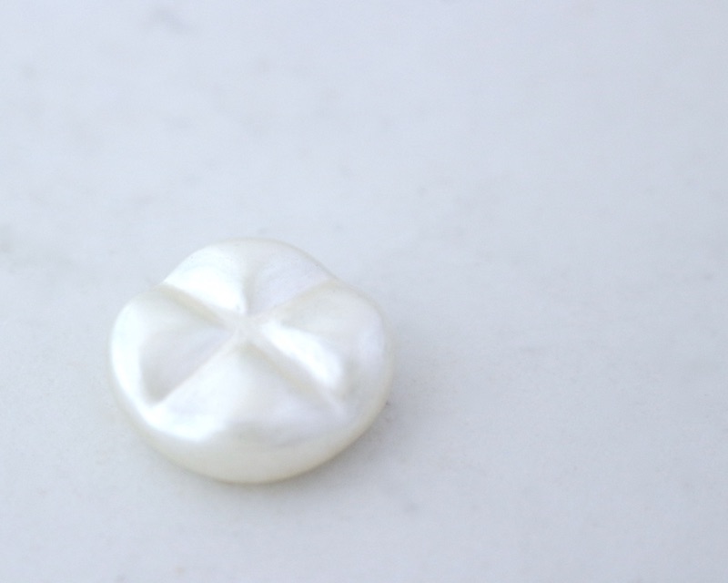 Cross Pearl Cabochon