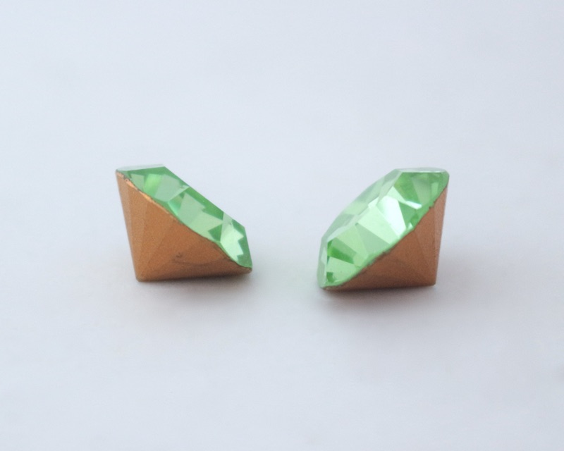 Rhinestone - peridot
