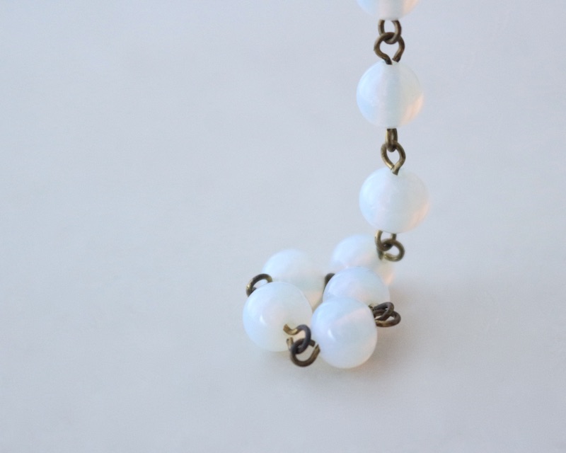 Opal Glass Chain